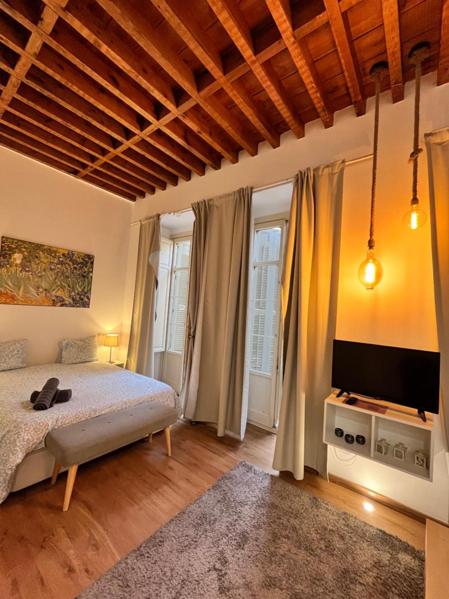 Larios Deluxe Studio Málaga Exterior foto